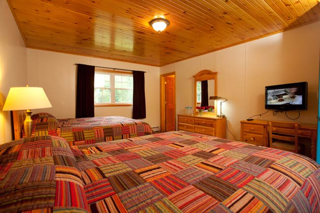 Blue Hill Lodge Rooms | Claryville, NY